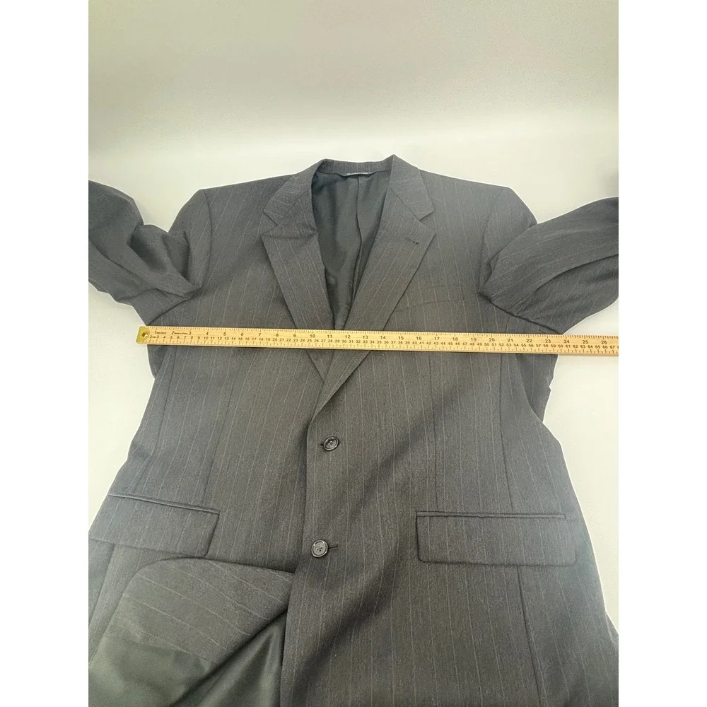 Burberrys Mens Pinstripe Suit Charcoal Grey Wool 2 Button Blazer Pleated Pants